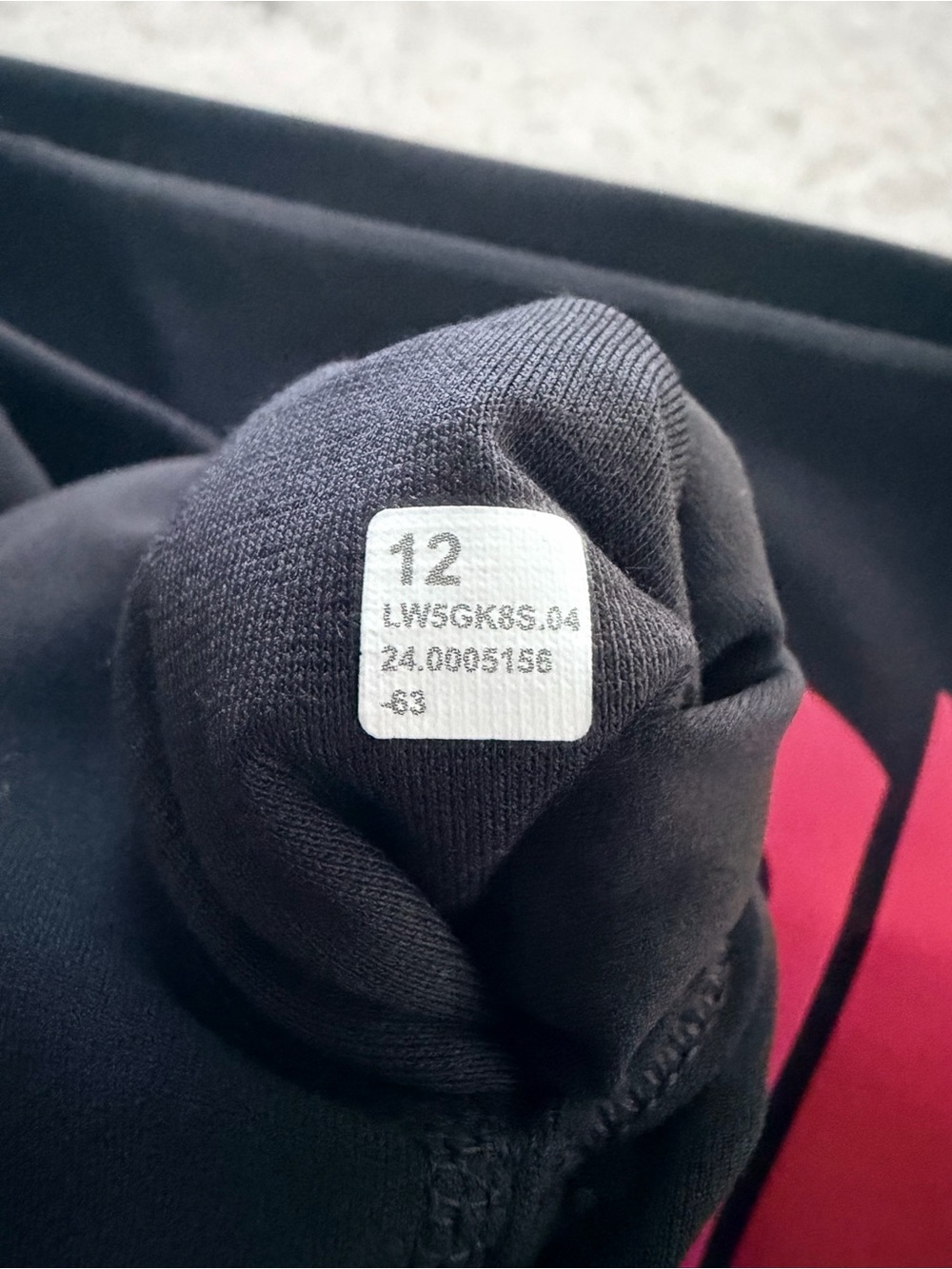 Disney x Lululemon Align High-Rise Leggings in Black - Size 12 - Picture 11 of 11